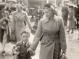 Rob - Peter Ted and Mum - Lewisham - London - 1952 Rob - Peter Ted and Mum - Lewisham - London - 1952